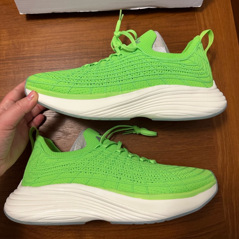 NEW APL Men’s Techloom Zipline Vibrant Green/Silver/White Knit Sneakers Sz.12 - Picture 7 of 8